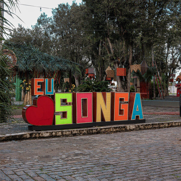 Decoração junina transforma as ruas da cidade de São Gonçalo dos Campos e deve atrair turistas